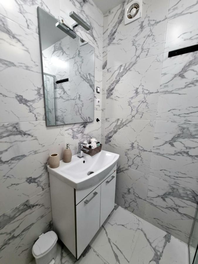 Muki House Apartment Хунедоара Екстериор снимка